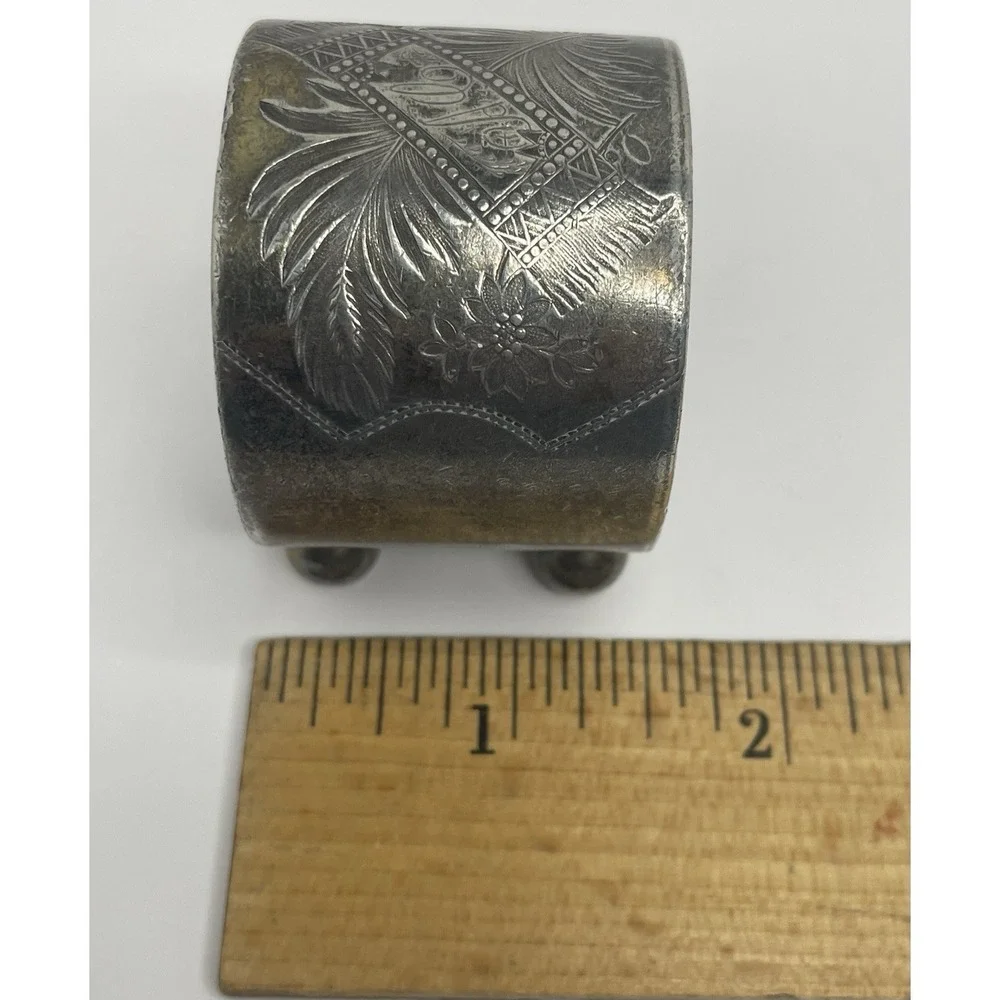 Antique Etched Napkin Ring Silver Plated Ball Feet Monogram Feather Leaf Motif